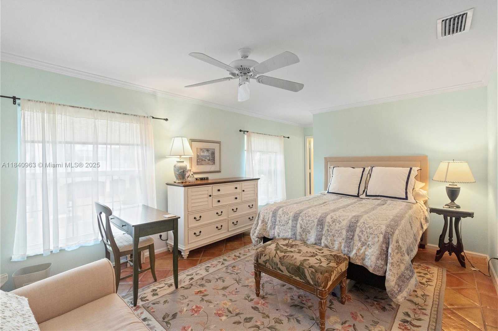Small Image of 99 SEABREEZE AVE #1, Delray Beach Number 30