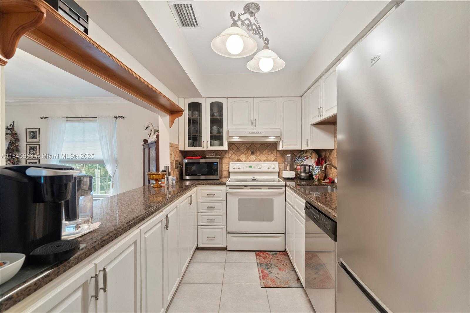 Small Image of 99 SEABREEZE AVE #1, Delray Beach Number 33