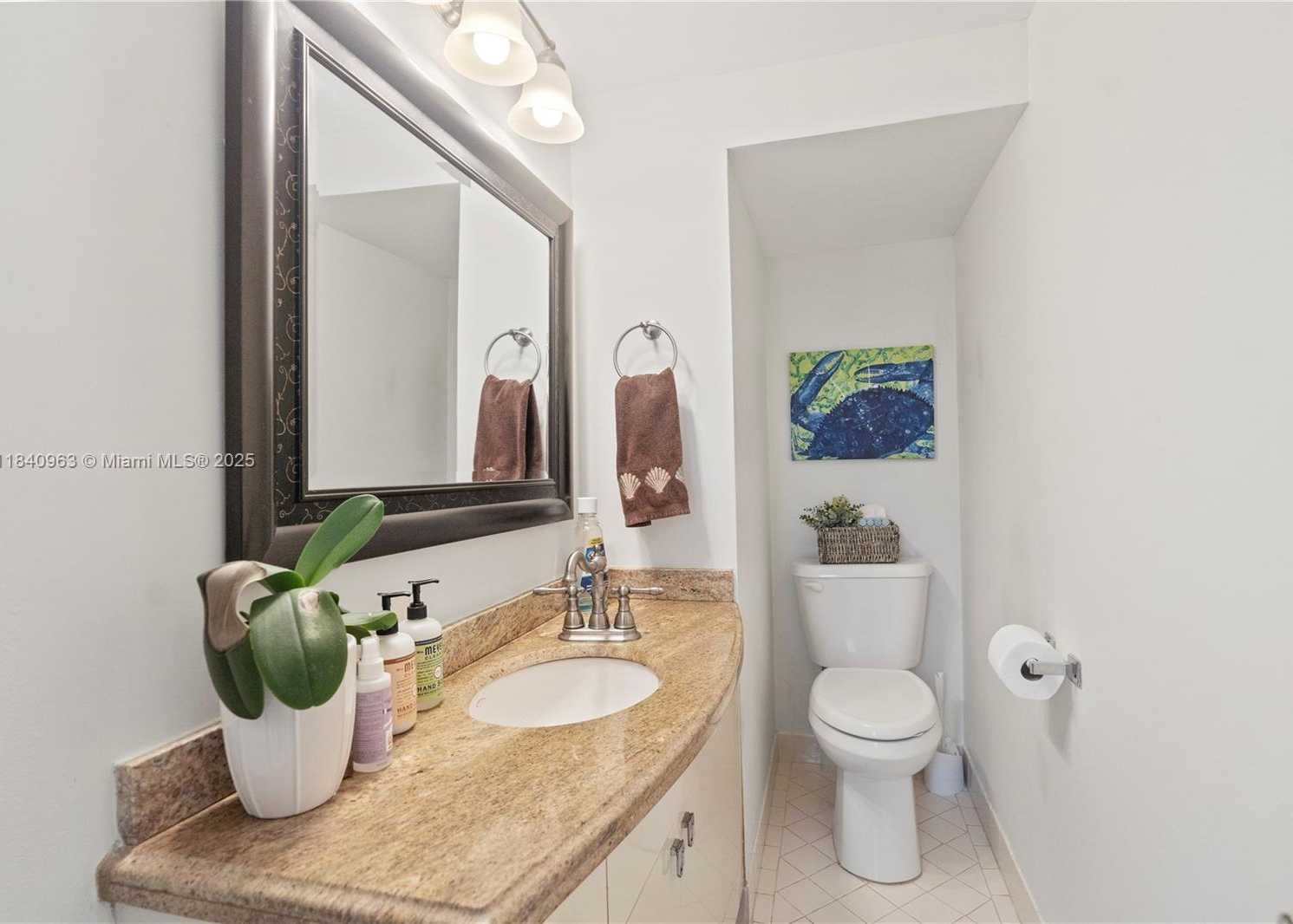 Small Image of 99 SEABREEZE AVE #1, Delray Beach Number 36