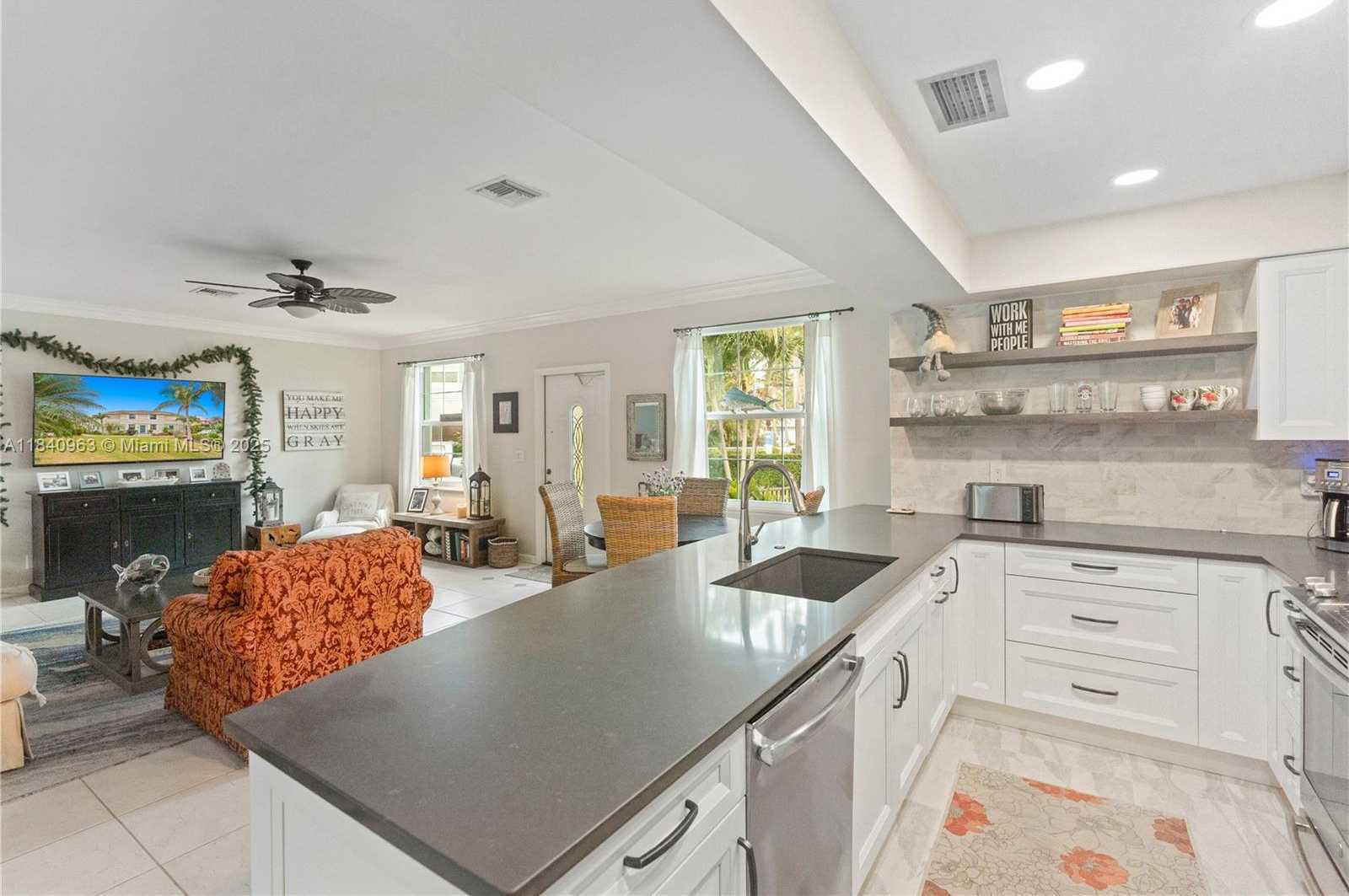 Small Image of 99 SEABREEZE AVE #1, Delray Beach Number 50