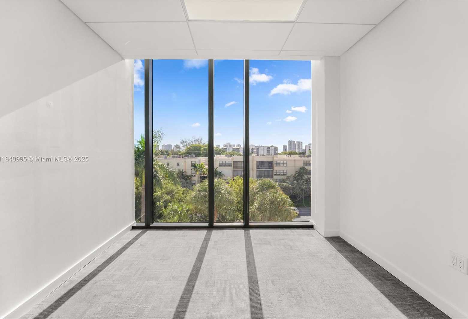 Small Image of 2980 NORTH EAST 207TH ST #409, Aventura Number 4