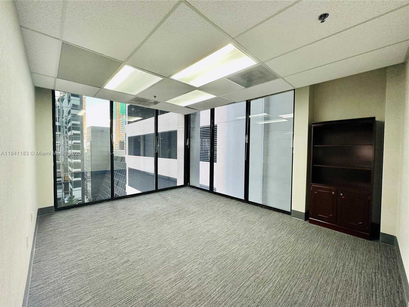 Small Image of 1110 BRICKELL AVE #609A & 609B, Miami Number 12