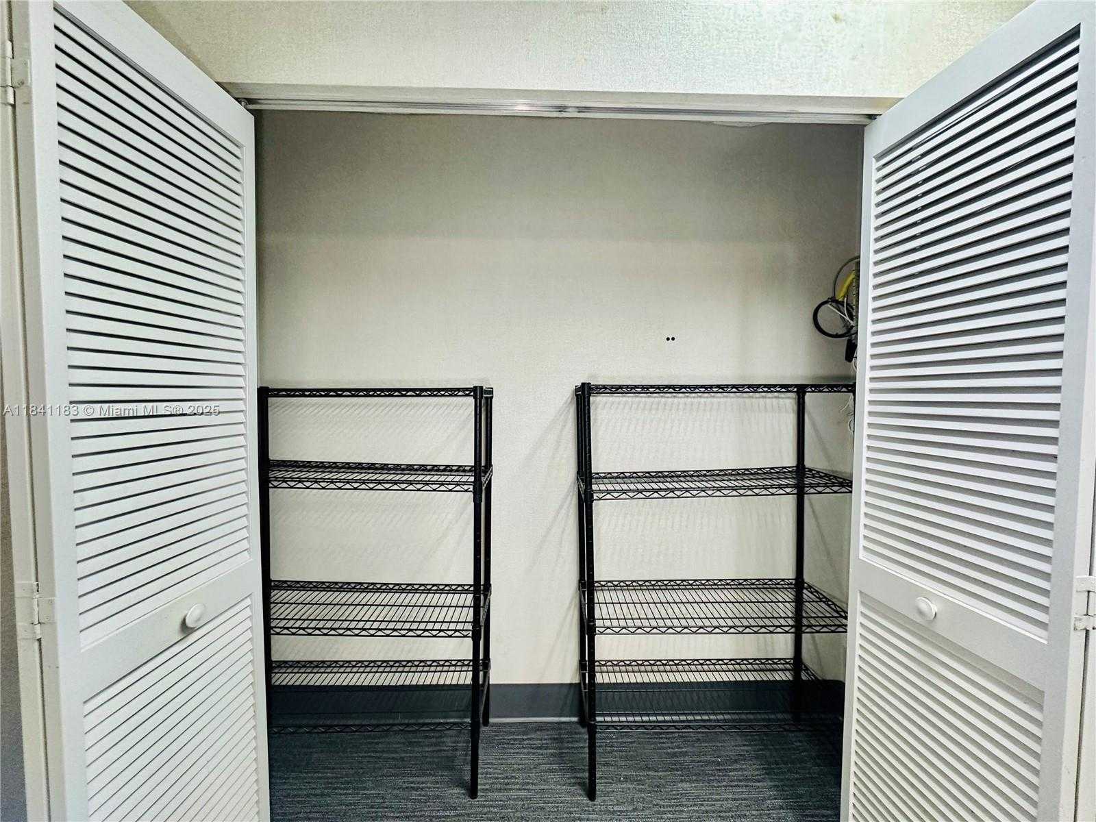 Small Image of 1110 BRICKELL AVE #609A & 609B, Miami Number 21