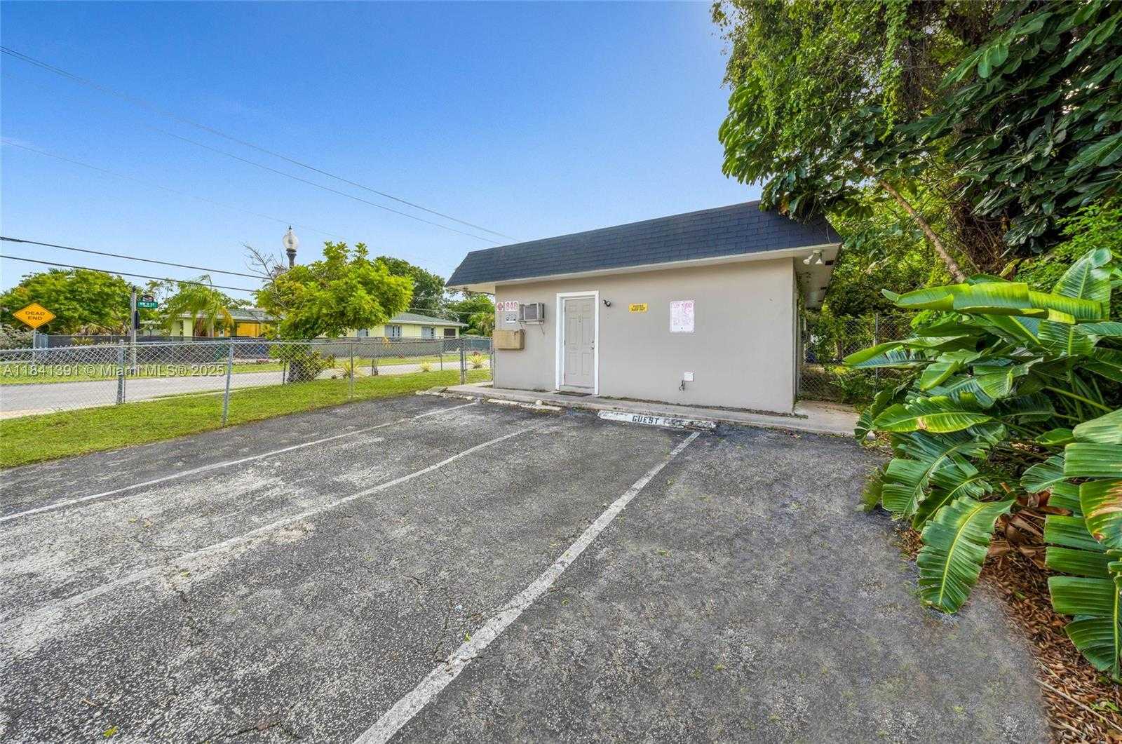 Small Image of 848 NORTH WEST 2ND AVE, Fort Lauderdale Number 6