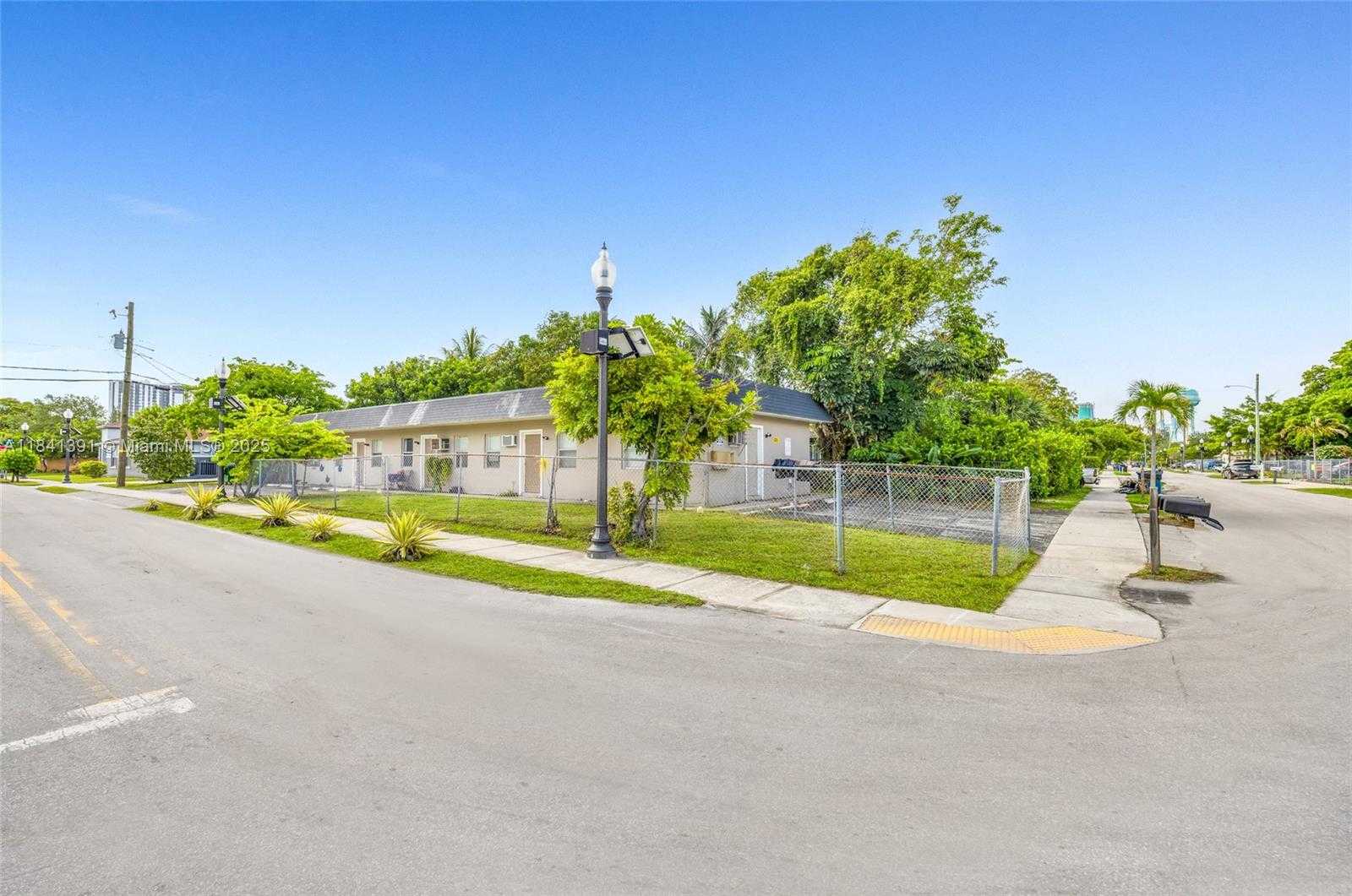 Small Image of 848 NORTH WEST 2ND AVE, Fort Lauderdale Number 7