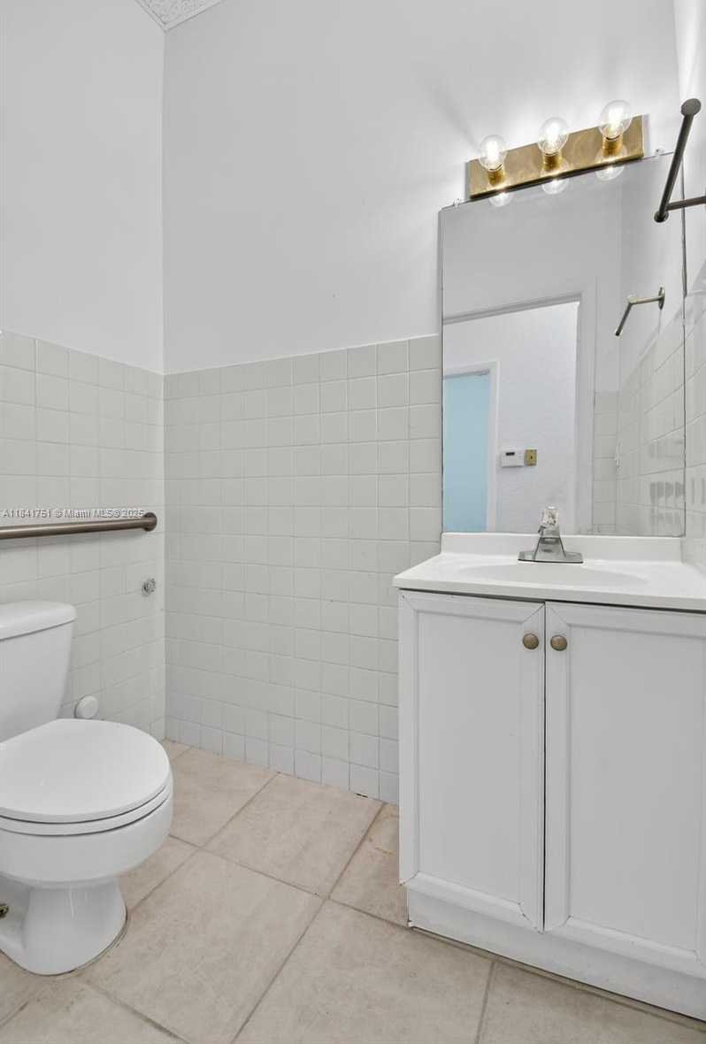 Small Image of 3801 NORTH UNIVERSITY DR #502, Sunrise Number 20