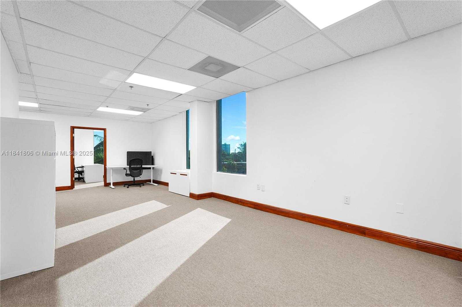 Small Image of 12550 BISCAYNE BLVD #304B, North Miami Number 12