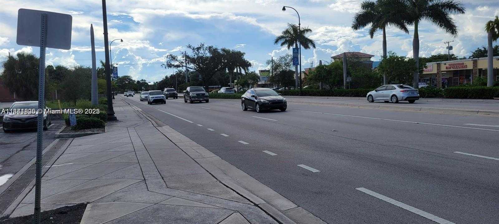 Small Image of 6264 MIRAMAR PKWY, Miramar Number 2
