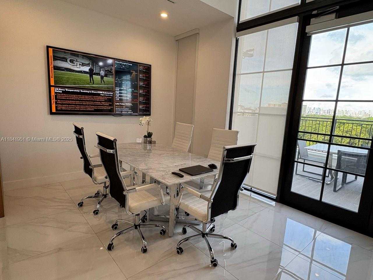 Small Image of 1200 PONCE DE LEON BLVD #703, Coral Gables Number 4