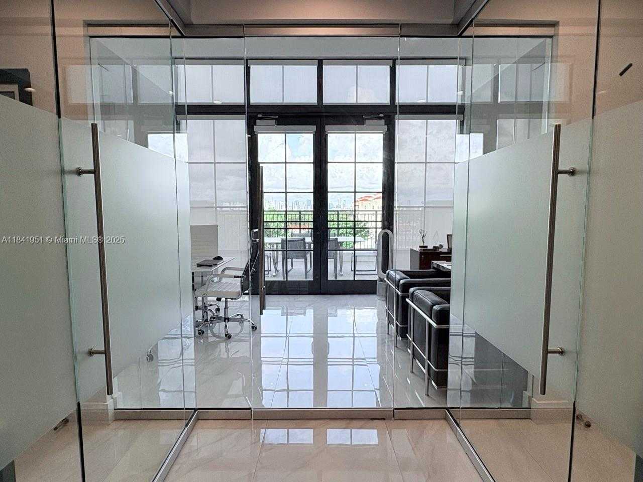 Small Image of 1200 PONCE DE LEON BLVD #703, Coral Gables Number 9