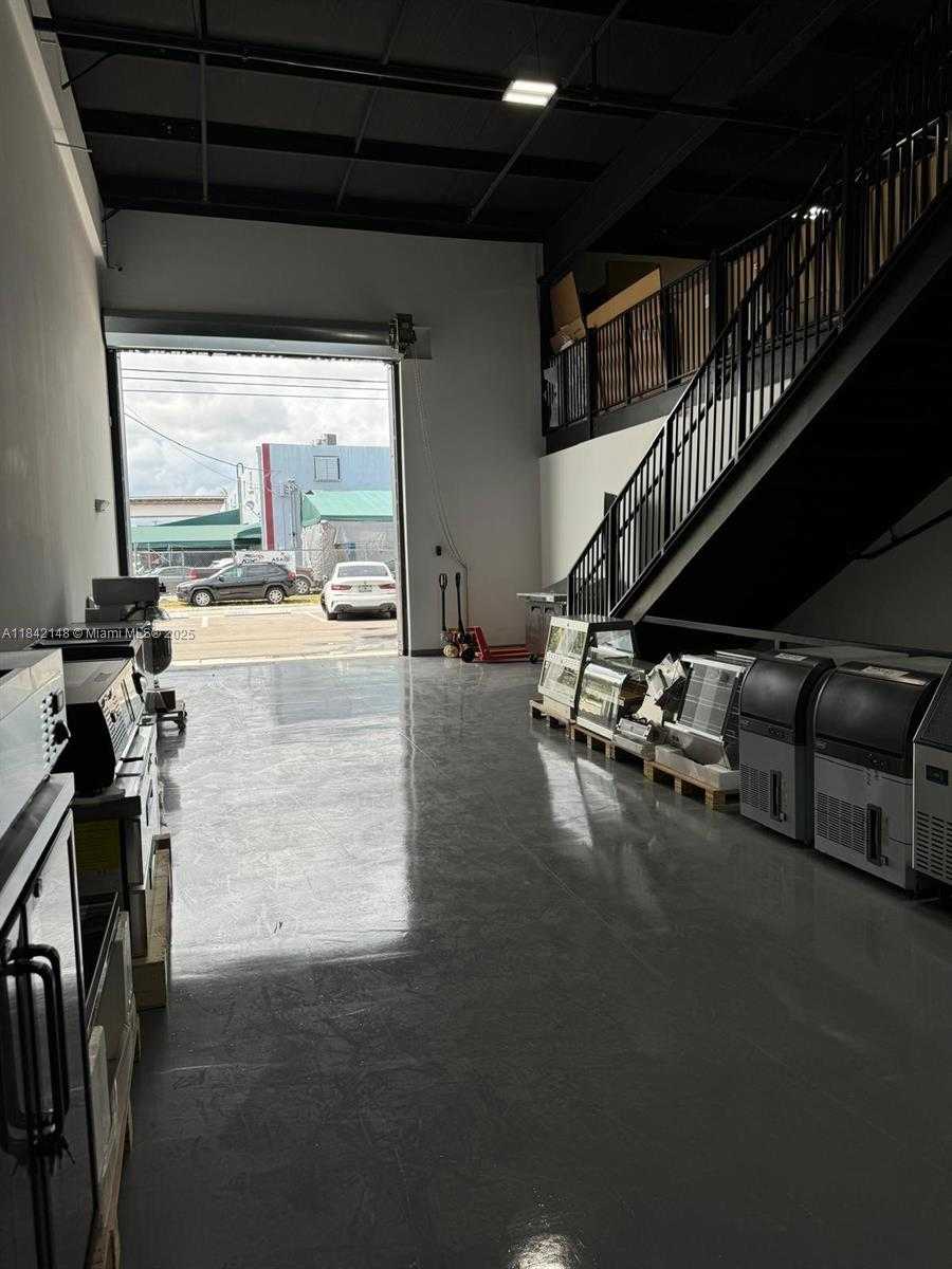 Small Image of 7265 NORTH WEST 74TH ST #12, Medley Number 11