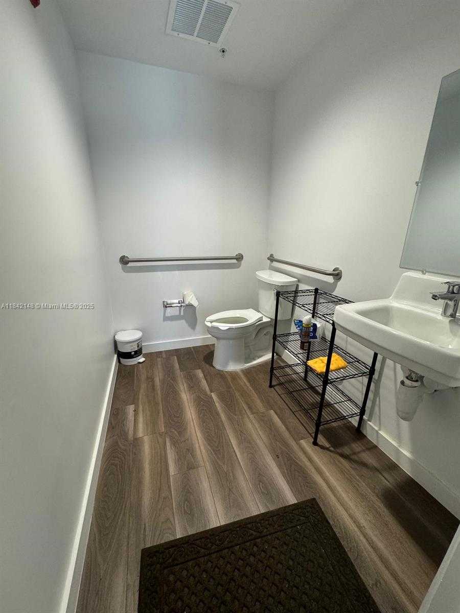 Small Image of 7265 NORTH WEST 74TH ST #12, Medley Number 5