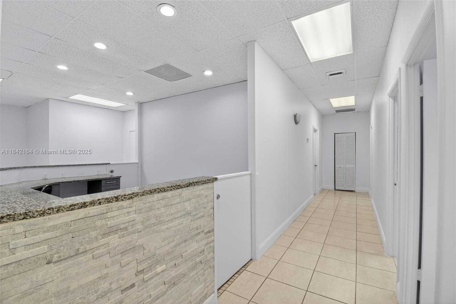 Small Image of 3801 NORTH UNIVERSITY DR #402, Sunrise Number 19