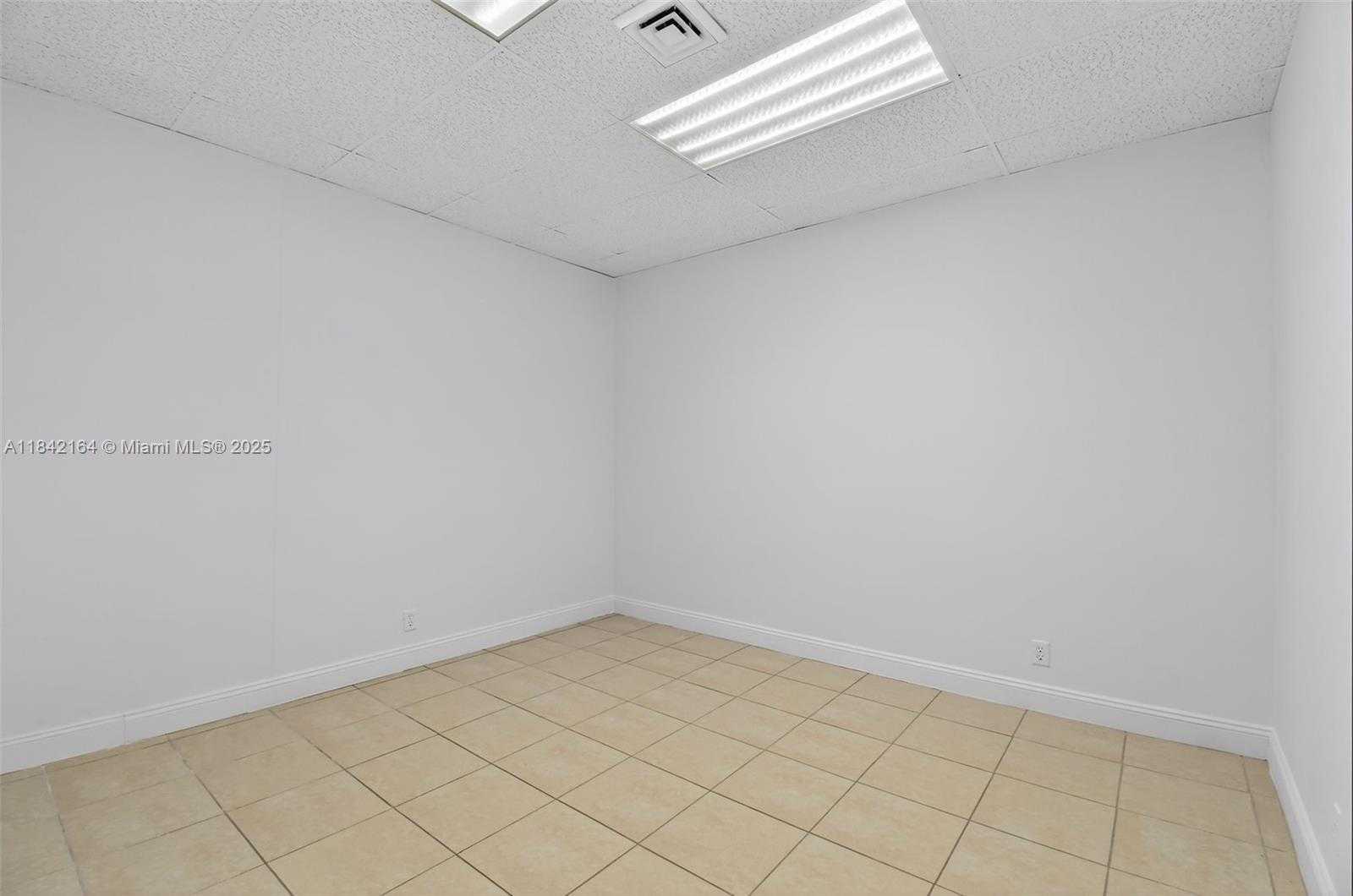 Small Image of 3801 NORTH UNIVERSITY DR #402, Sunrise Number 22