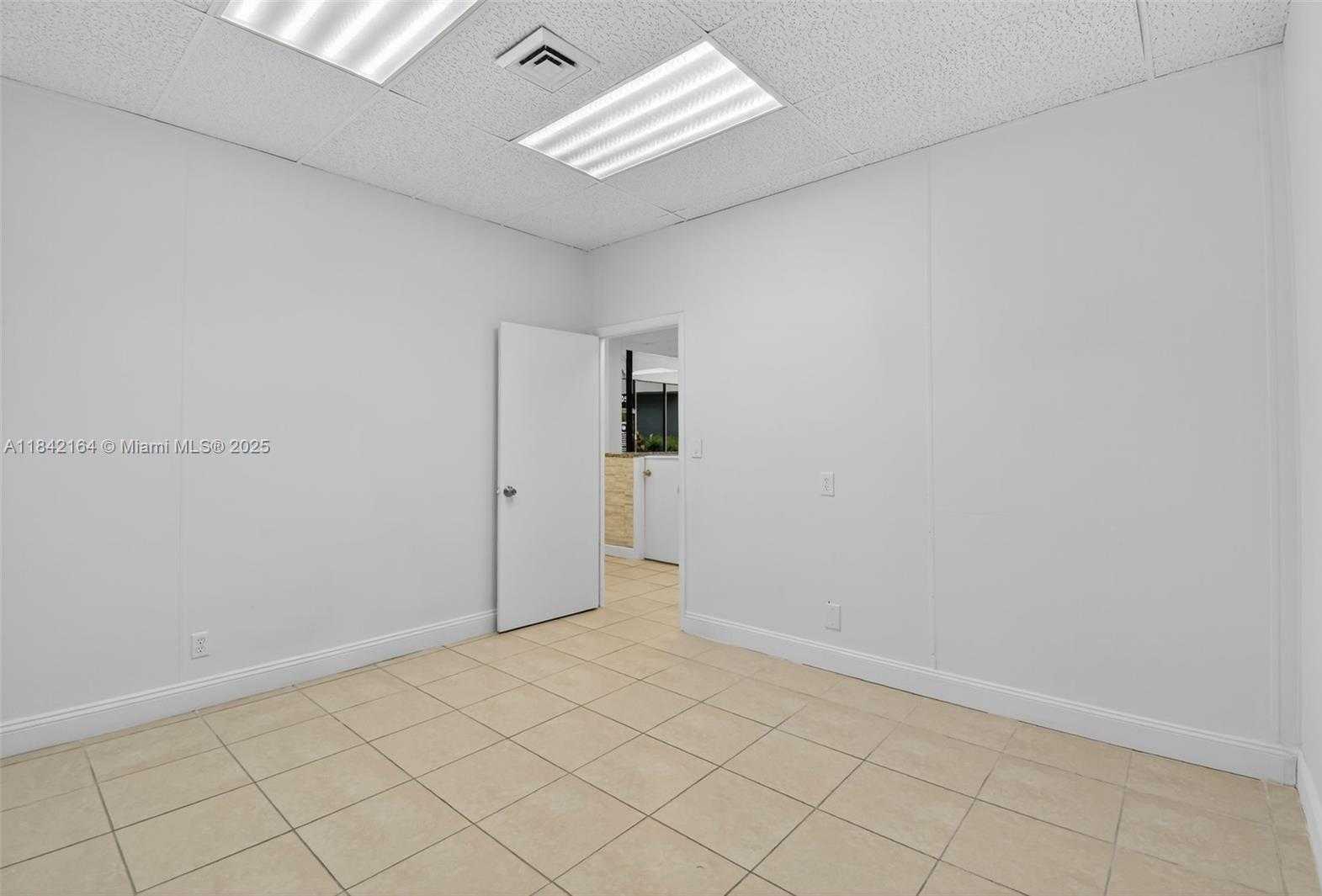 Small Image of 3801 NORTH UNIVERSITY DR #402, Sunrise Number 24