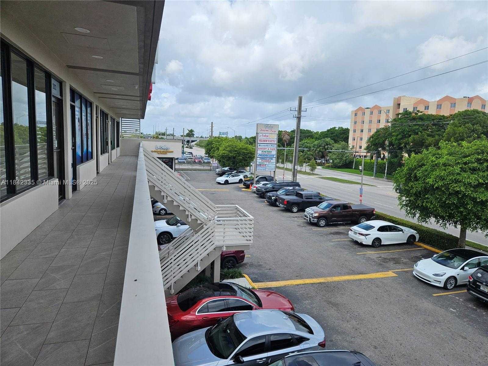 Small Image of 11400 WEST FLAGLER ST #203, Sweetwater Number 18