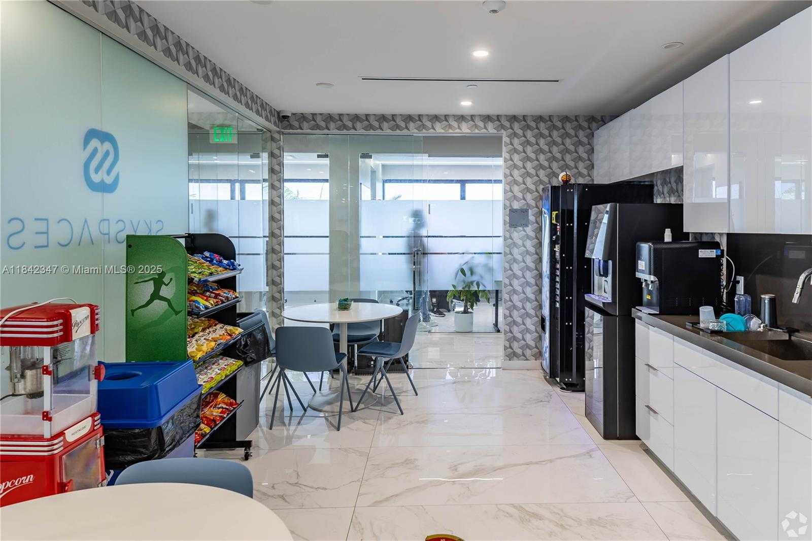 Small Image of 955 SOUTH FEDERAL HWY, Fort Lauderdale Number 16