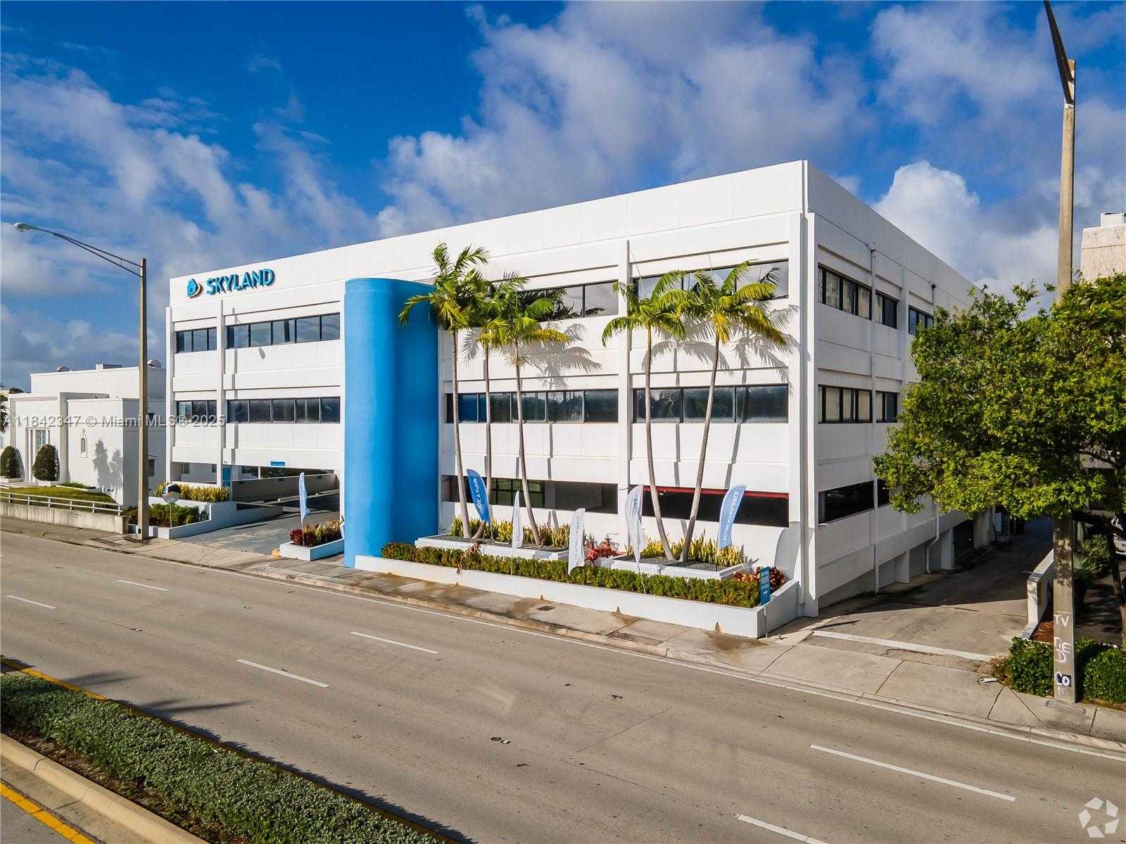 Small Image of 955 SOUTH FEDERAL HWY, Fort Lauderdale Number 2