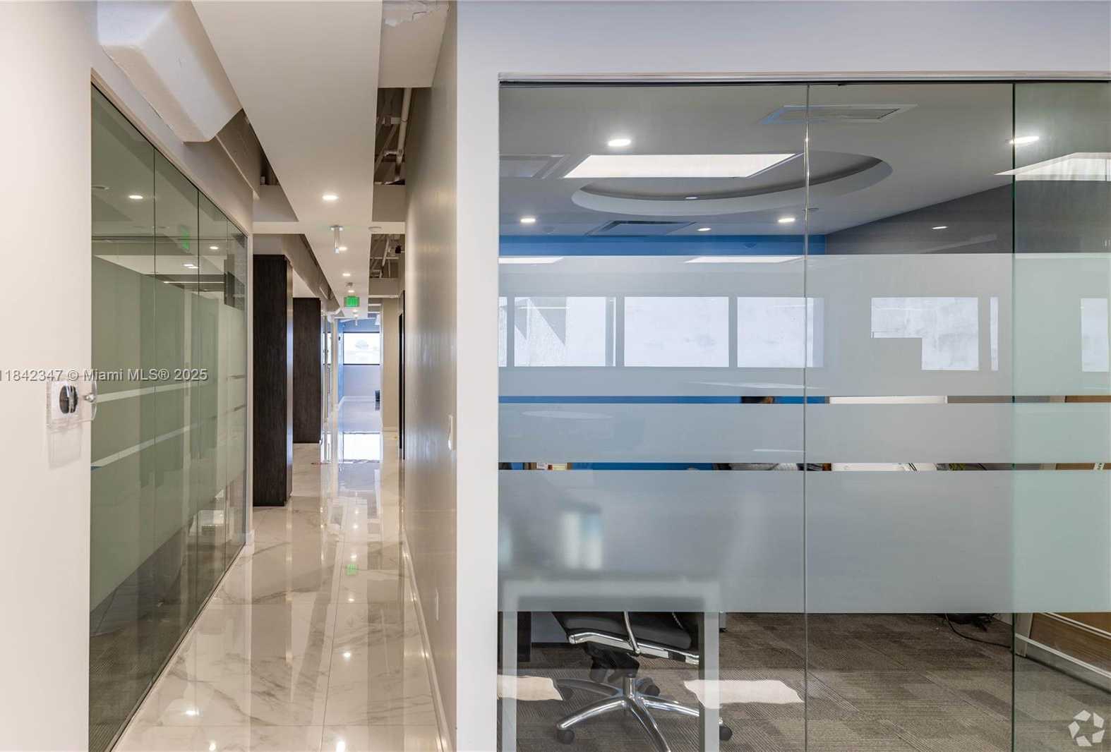 Small Image of 955 SOUTH FEDERAL HWY, Fort Lauderdale Number 5