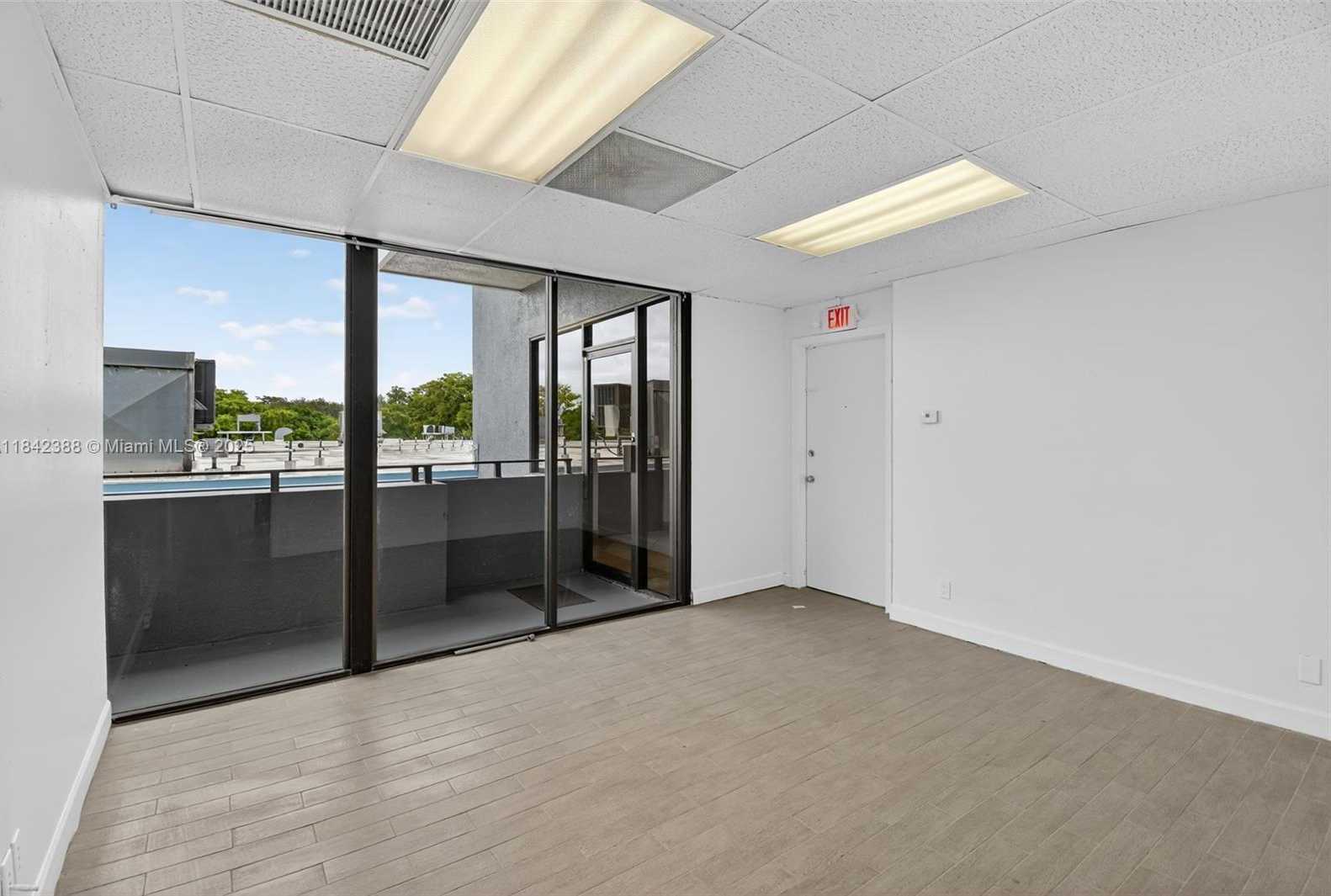 Small Image of 3801 NORTH UNIVERSITY DR #313, Sunrise Number 22
