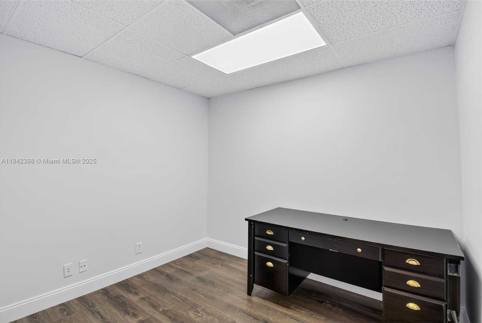 Small Image of 3801 NORTH UNIVERSITY DR #313, Sunrise Number 8