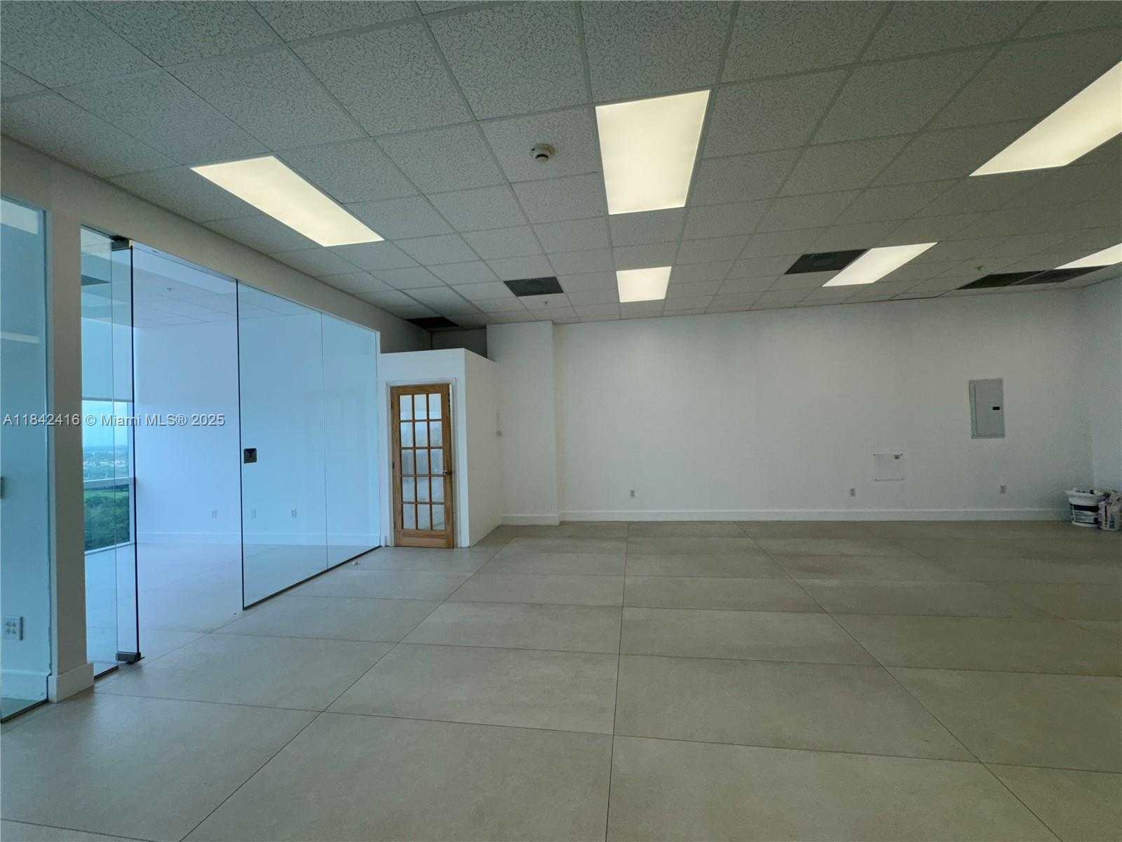 Small Image of 20200 WEST DIXIE HWY #1109, Aventura Number 15