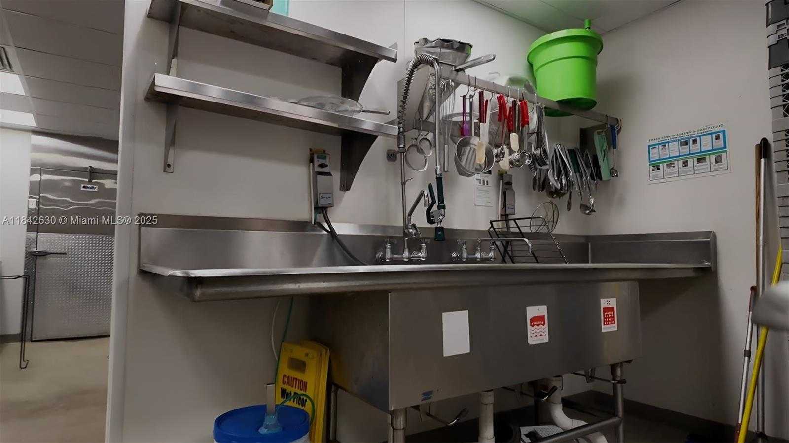 Small Image of Miami Beach Number 7