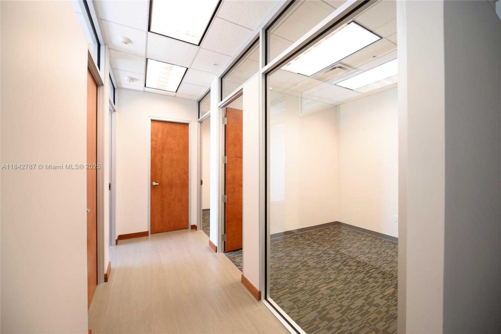 Small Image of 1600 PONCE DE LEON BLVD #1107, Coral Gables Number 10