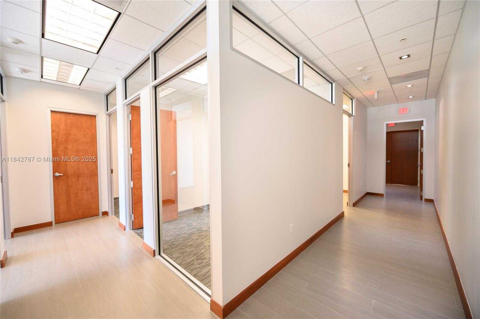 Small Image of 1600 PONCE DE LEON BLVD #1107, Coral Gables Number 7