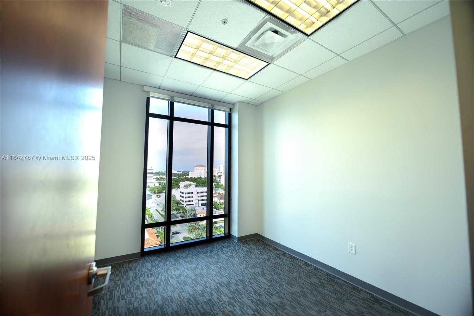 Small Image of 1600 PONCE DE LEON BLVD #1107, Coral Gables Number 8