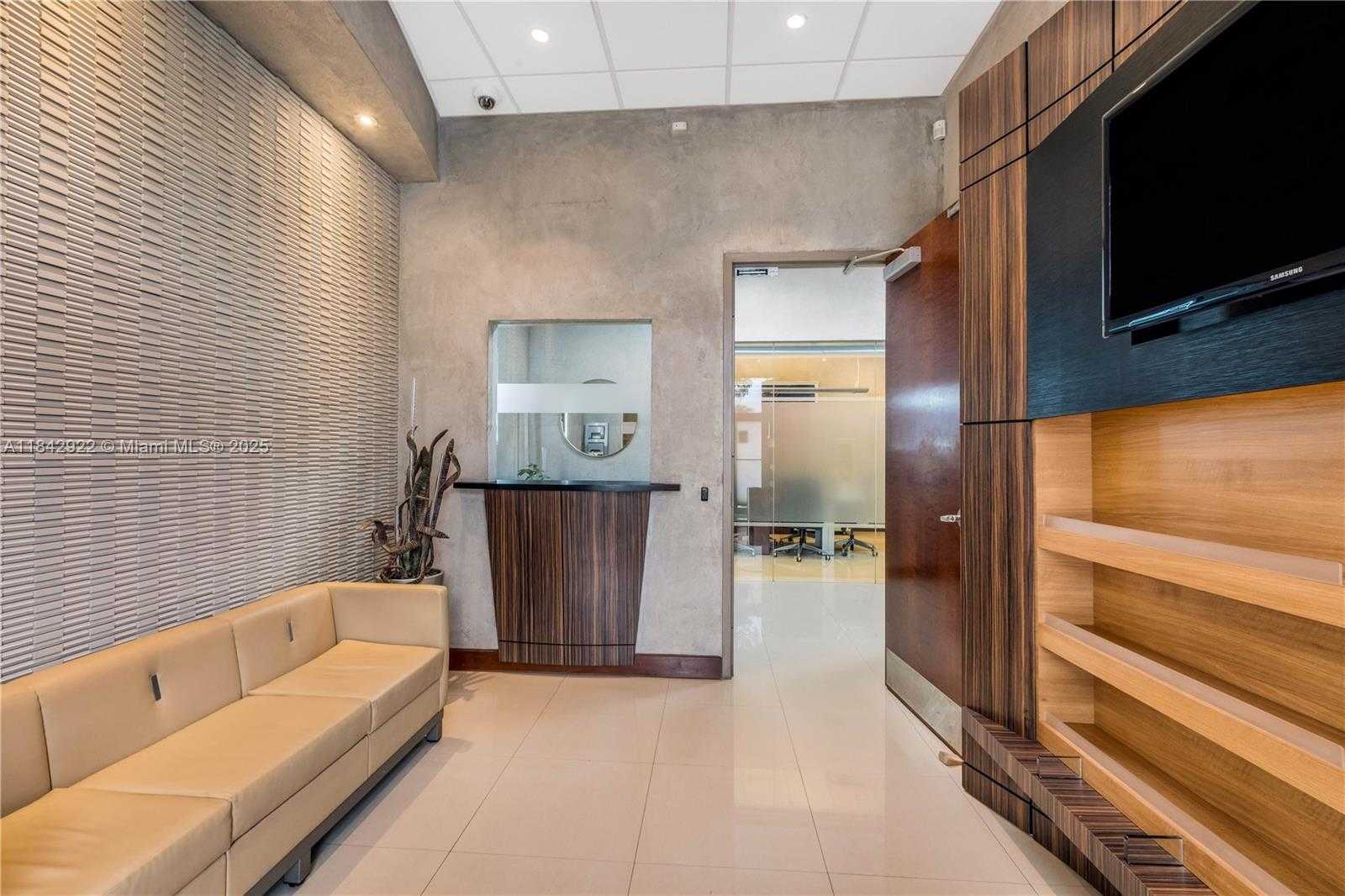 Small Image of 7620 NORTH WEST 25TH ST #5, Miami Number 2