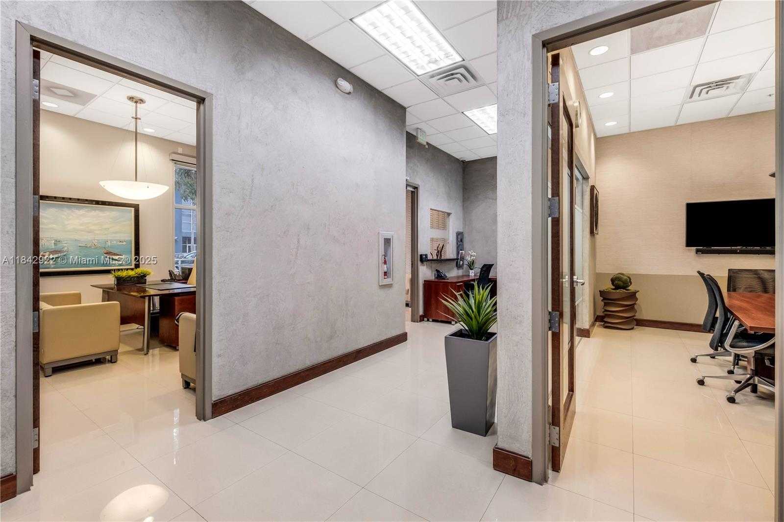 Small Image of 7620 NORTH WEST 25TH ST #5, Miami Number 4