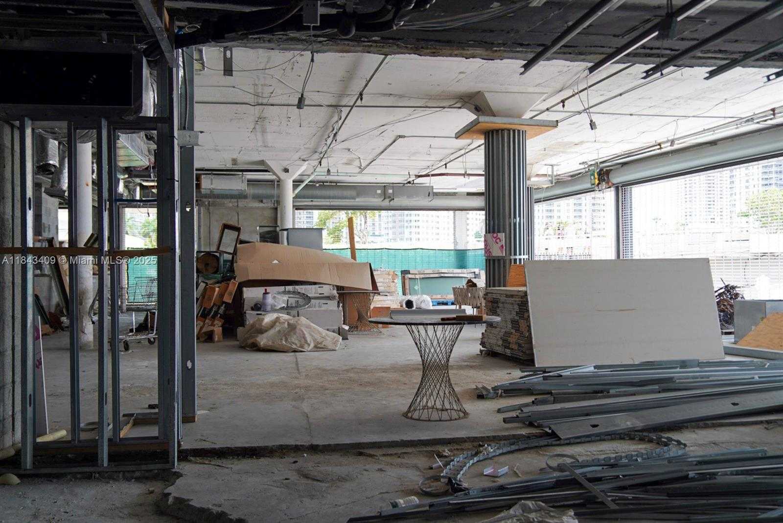 Small Image of 801 BRICKELL BAY DR #4C041, Miami Number 19