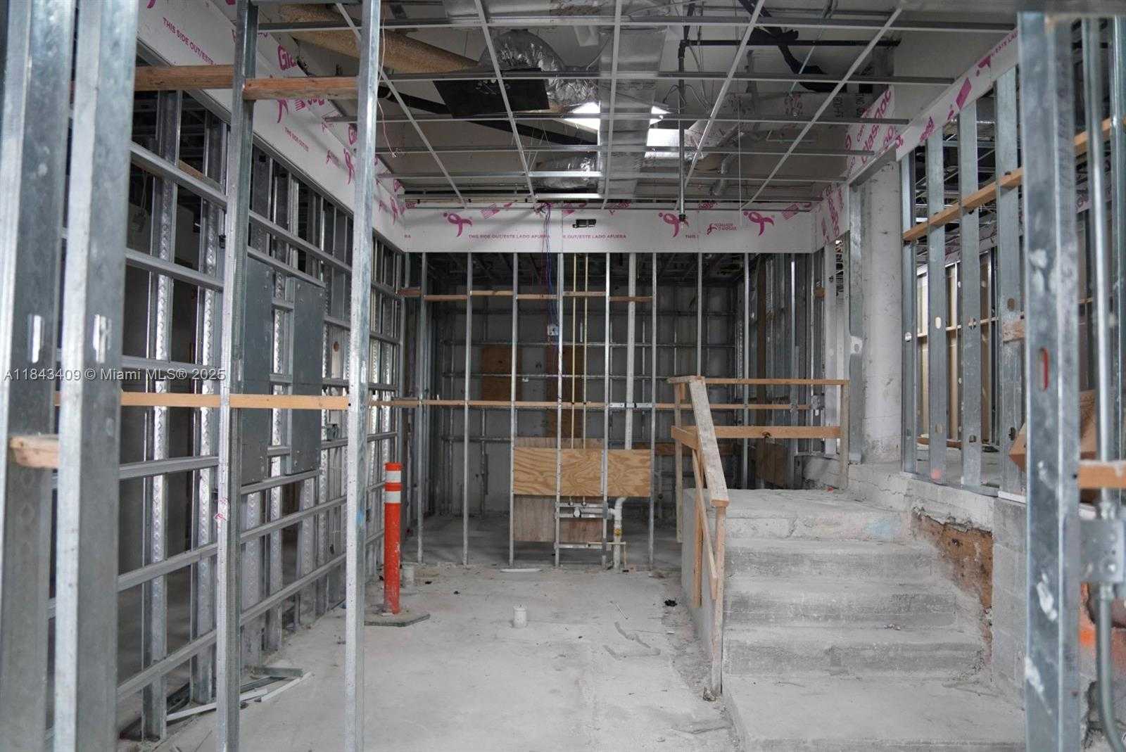 Small Image of 801 BRICKELL BAY DR #4C041, Miami Number 38