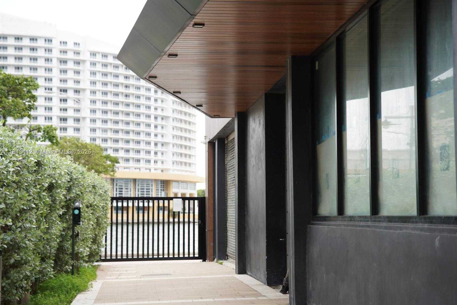 Small Image of 801 BRICKELL BAY DR #4C041, Miami Number 13