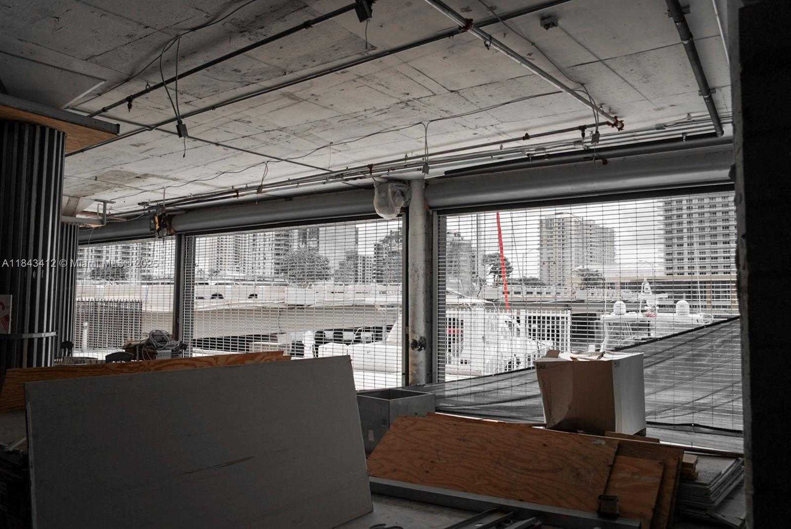 Small Image of 801 BRICKELL BAY DR #4C041, Miami Number 18