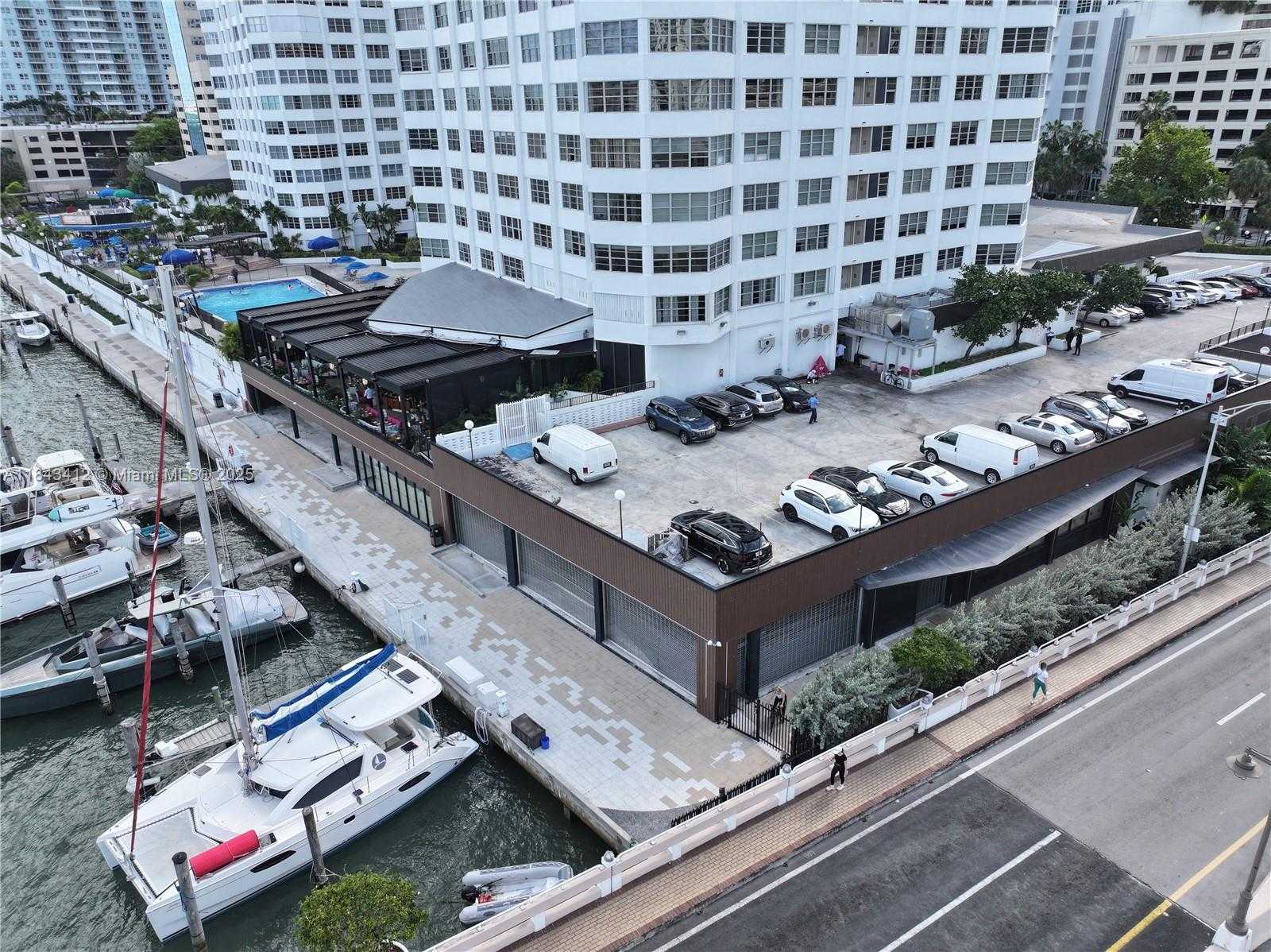 Small Image of 801 BRICKELL BAY DR #4C041, Miami Number 2