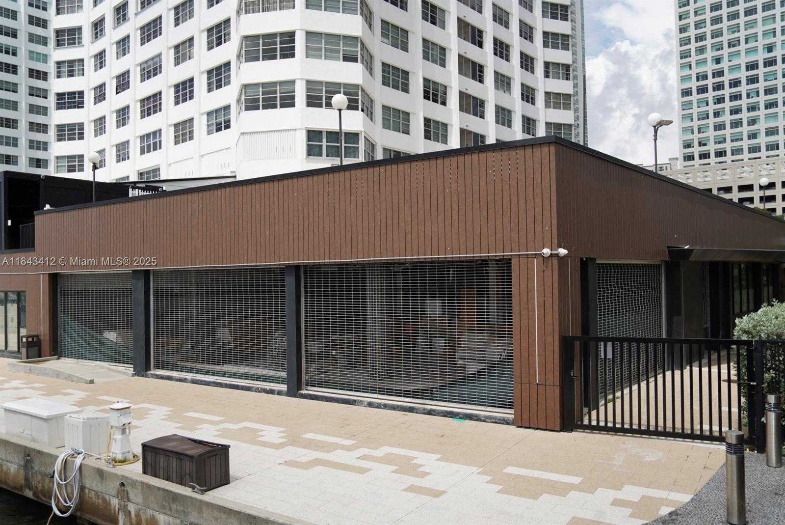 Small Image of 801 BRICKELL BAY DR #4C041, Miami Number 4