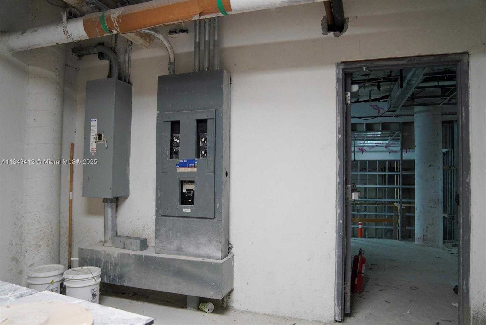 Small Image of 801 BRICKELL BAY DR #4C041, Miami Number 43