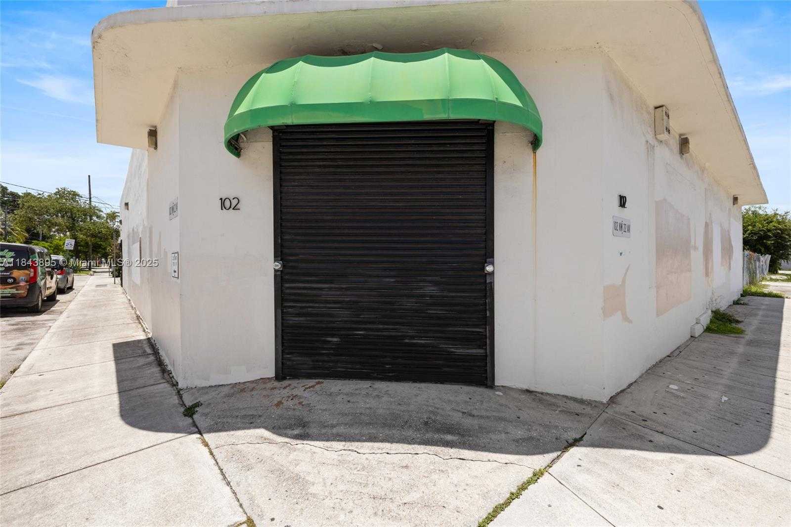 Small Image of 102 NORTH WEST 22ND AVE, Miami Number 14