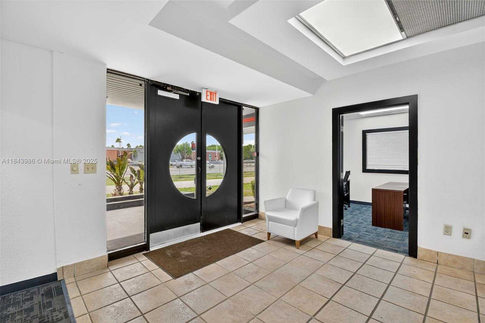 Small Image of 3000 NORTH 28TH TER, Hollywood Number 7