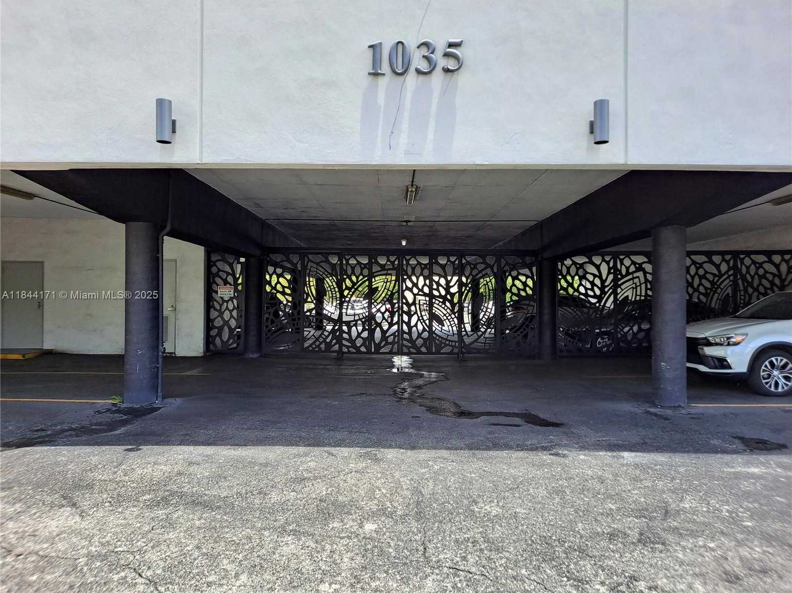 Small Image of 1005 NORTH EAST 125TH ST, North Miami Number 10