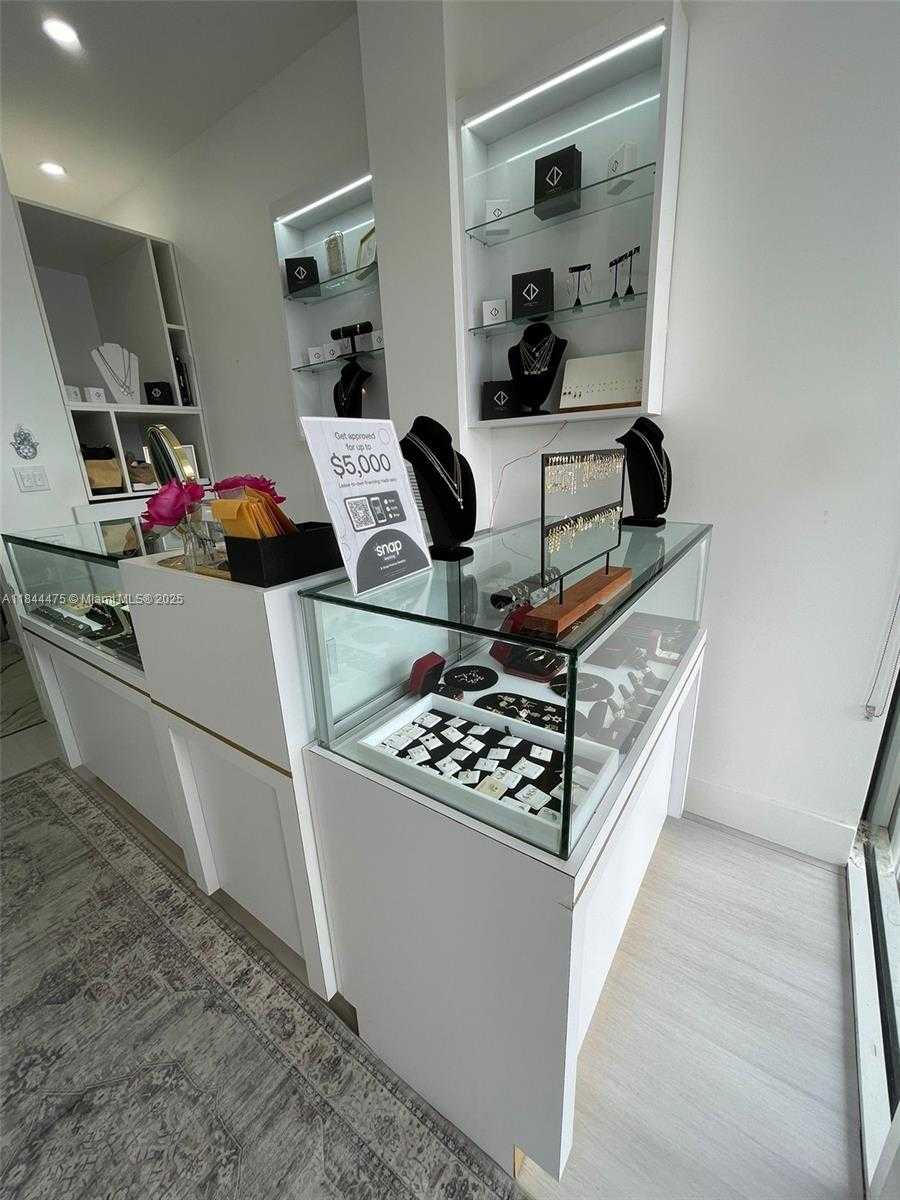 Small Image of 10812 NORTH WEST 58 SUITE 3, Doral Number 2