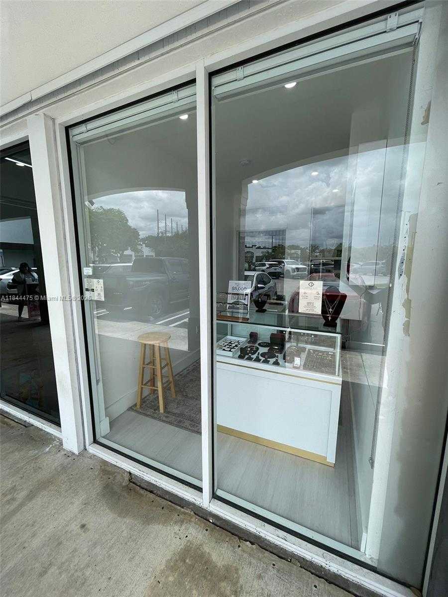 Small Image of 10812 NORTH WEST 58 SUITE 3, Doral Number 4