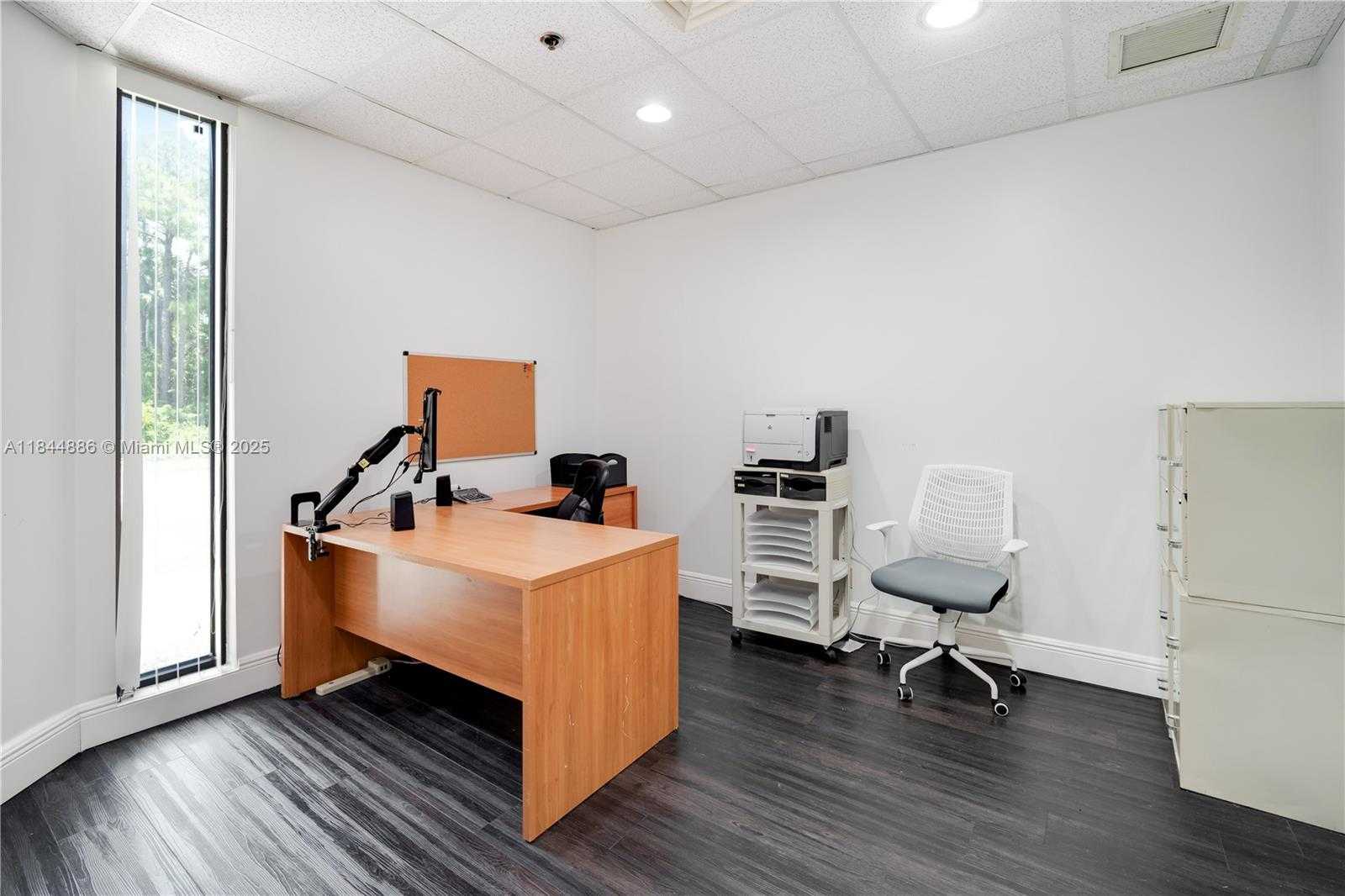 Small Image of 13005 SOUTHERN BLVD #221, Loxahatchee Number 15