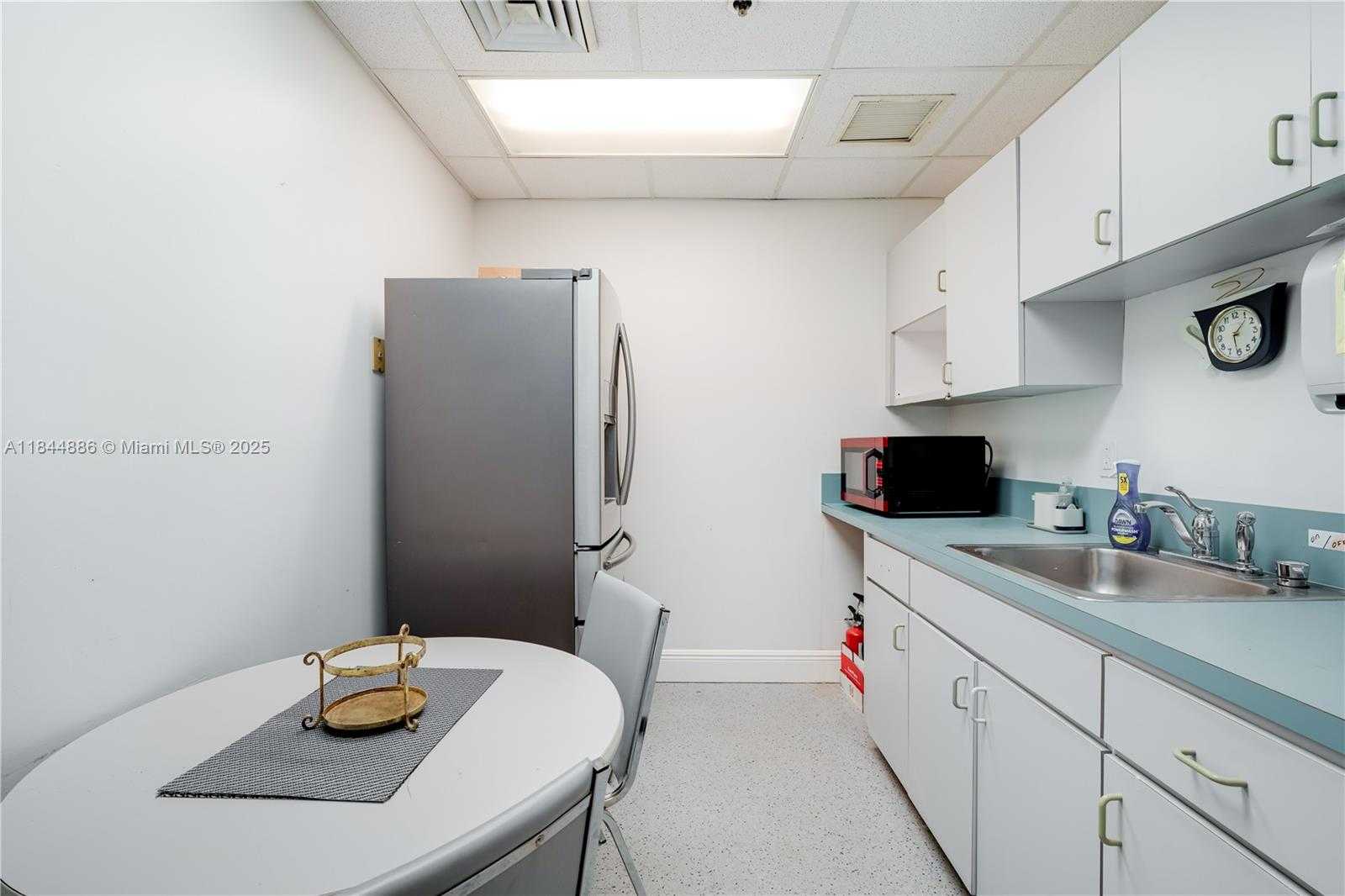 Small Image of 13005 SOUTHERN BLVD #221, Loxahatchee Number 16
