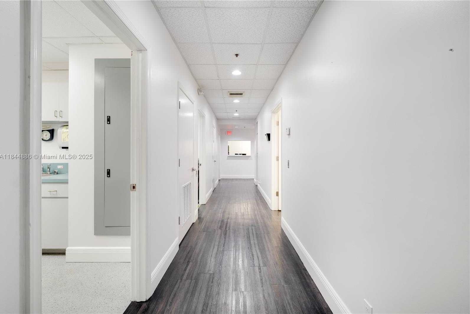 Small Image of 13005 SOUTHERN BLVD #221, Loxahatchee Number 17