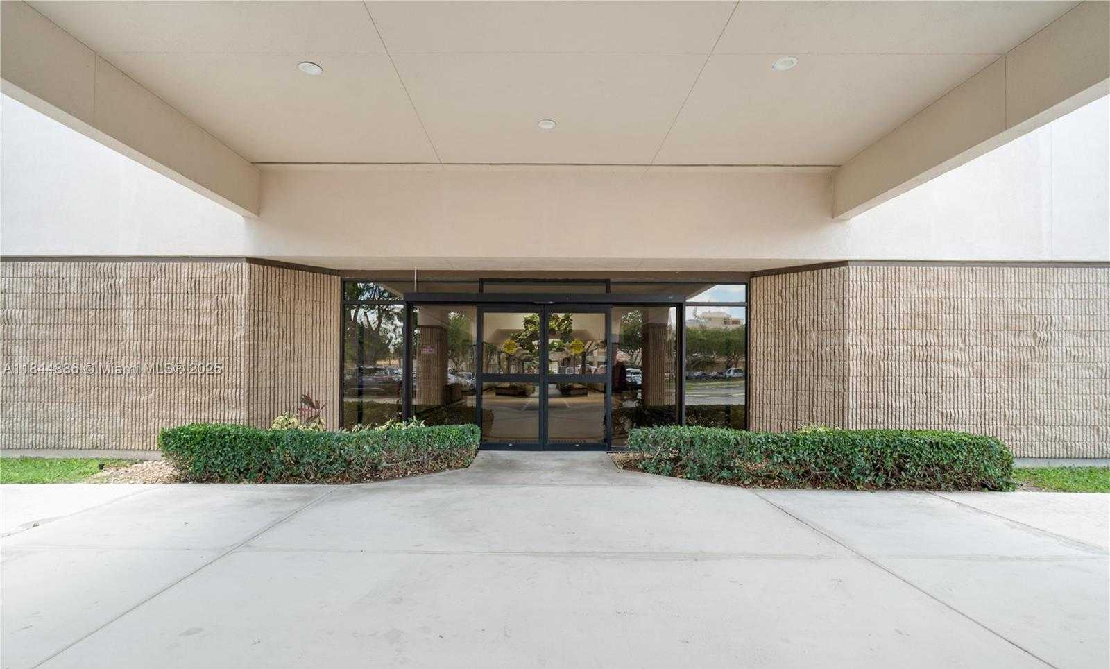 Small Image of 13005 SOUTHERN BLVD #221, Loxahatchee Number 28