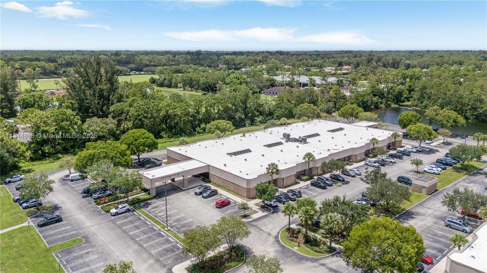Small Image of 13005 SOUTHERN BLVD #221, Loxahatchee Number 32