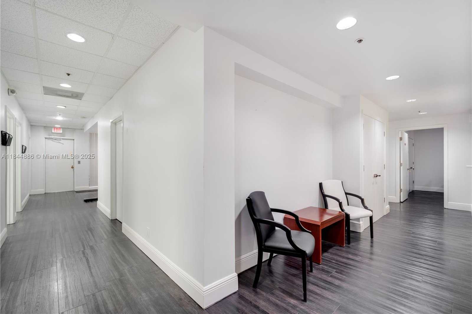 Small Image of 13005 SOUTHERN BLVD #221, Loxahatchee Number 7